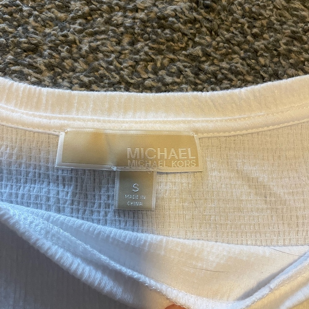 Michael Kors White Textured Top - Picture 2 of 2